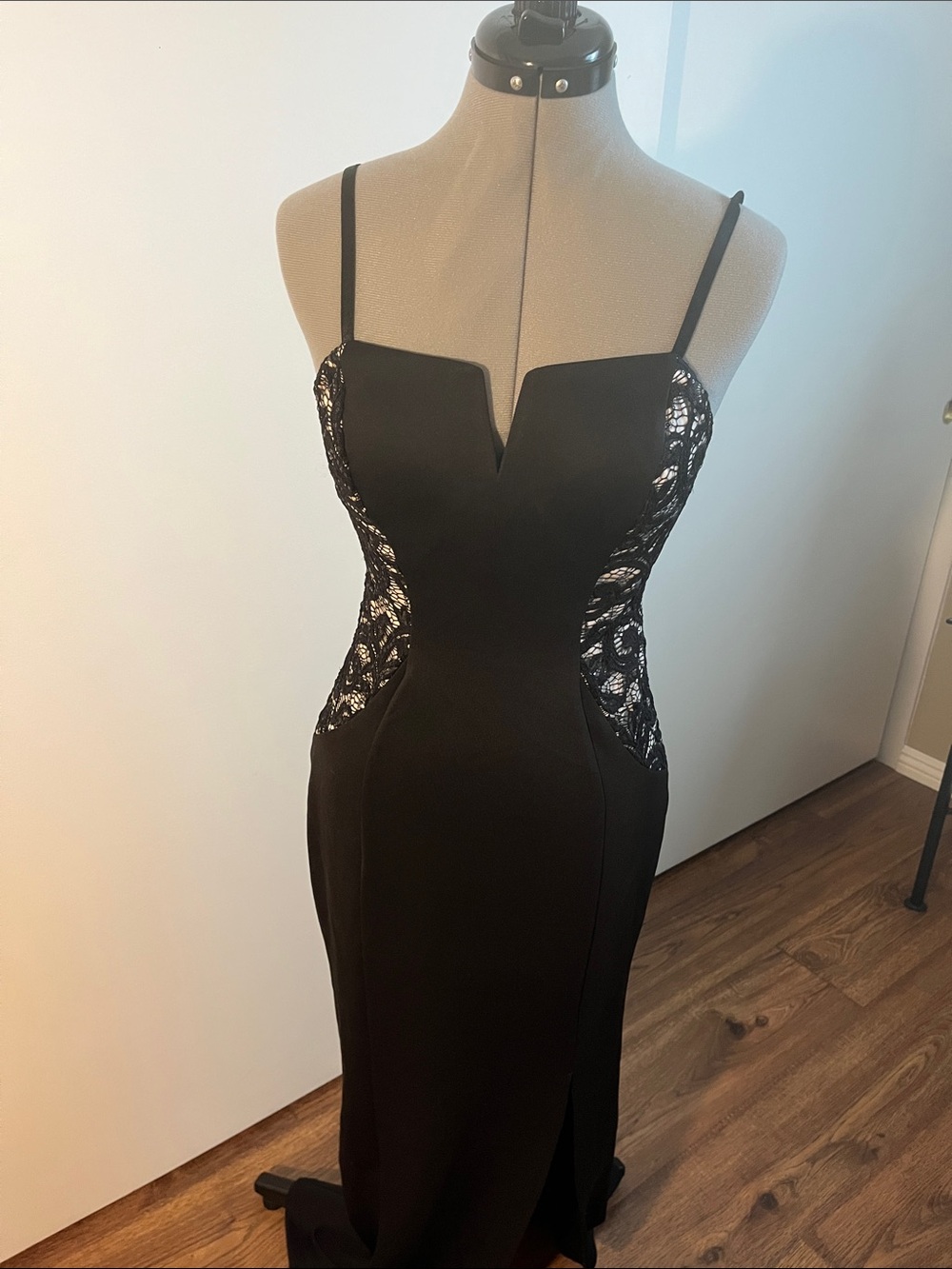 BCX Black Lace-Panel Evening Gown